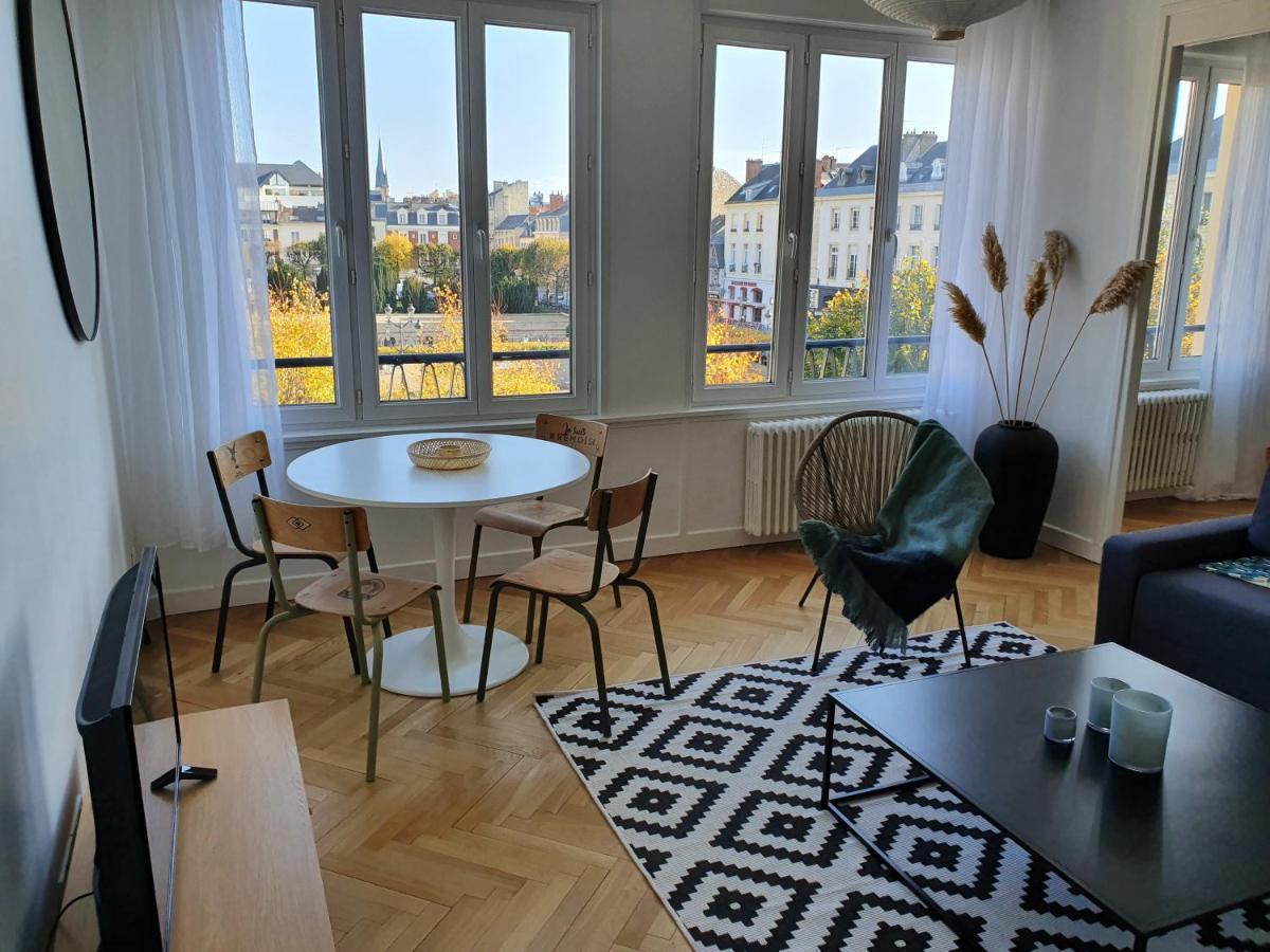 Suite Forum Vue Imprenable Reims Eksteriør bilde